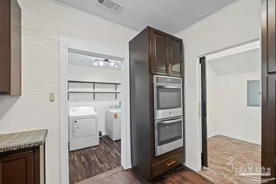 118 N F St, Pensacola, FL 32502 - Photo 10