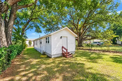 2813 N F St, Pensacola, FL 32501 - Photo 14