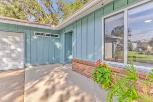2558 Amberjack Ct, Pensacola, FL 32526 - Photo 2