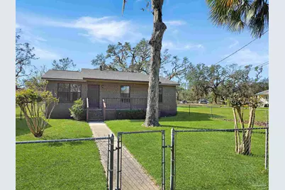 5595 Osceola St, Milton, FL 32570 - Photo 2