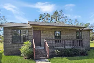 5595 Osceola St, Milton, FL 32570 - Photo 1