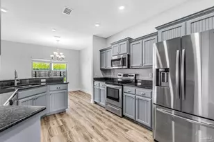 5686 Midfielder Dr, Pensacola, FL 32526 - Photo 4