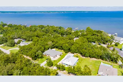 16210 Innerarity Pt Rd, Pensacola, FL 32507 - Photo 6