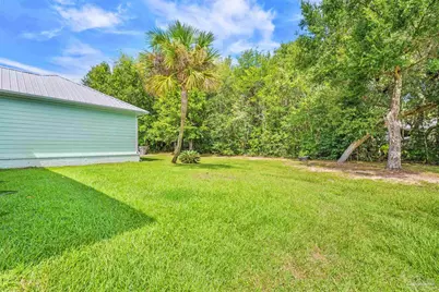 16210 Innerarity Pt Rd, Pensacola, FL 32507 - Photo 38