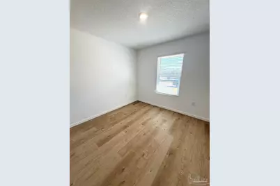 2624 Bagpipe Dr, Pensacola, FL 32526 - Photo 10