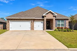 7664 Piper Cir, Milton, FL 32583 - Photo 1