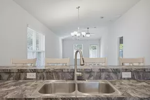 873 Smiley Cir, Pensacola, FL 32514 - Photo 10