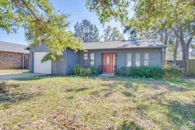3971 Elmcrest Dr, Pensacola, FL 32504 - Photo 2
