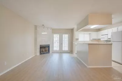 3971 Elmcrest Dr, Pensacola, FL 32504 - Photo 4