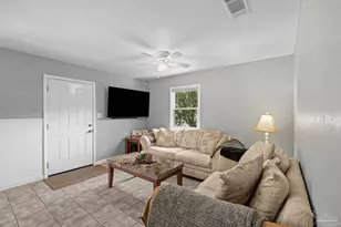 4655 Durham Dr, Pensacola, FL 32526 - Photo 8