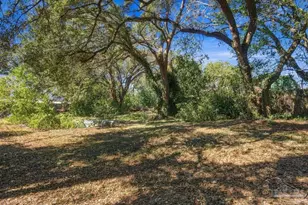 7813 Lenora Ct, Pensacola, FL 32526 - Photo 20