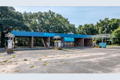 6722 James St, Milton, FL 32570 - Photo 1