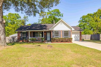 918 Gonzalez Park Dr, Cantonment, FL 32533 - Photo 1