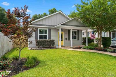 1121 E Maxwell St, Pensacola, FL 32503 - Photo 1