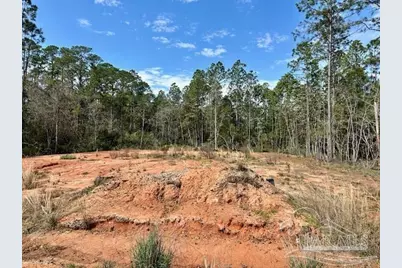 1601 Moonraker Dr, Milton, FL 32583 - Photo 1