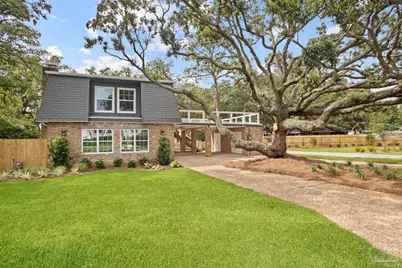 4560 Sabine Dr, Gulf Breeze, FL 32563 - Photo 1