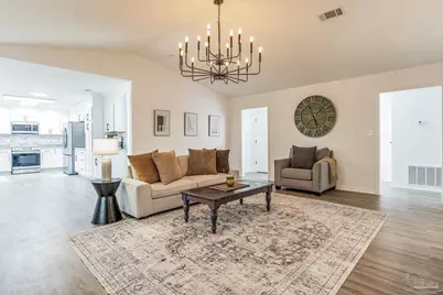 3865 Paradise Bay Dr, Gulf Breeze, FL 32563 - Photo 1