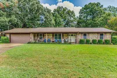 6 Chevalier Pl, Pensacola, FL 32506 - Photo 1