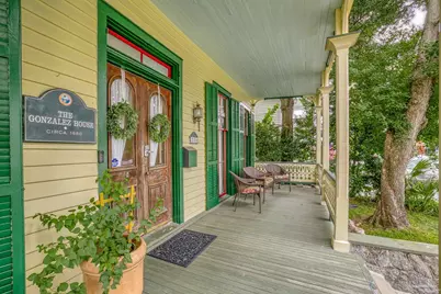 226 N Spring St, Pensacola, FL 32502 - Photo 1