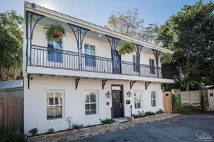 125 Calle De Santiago, Pensacola, FL 32502 - Photo 1