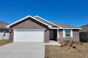 8113 Fir Tree Dr, Milton, FL 32583 - Photo 1