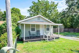 2002 W Gonzalez St, Pensacola, FL 32501 - Photo 1