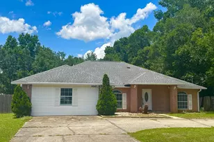 4642 Hamilton Bridge Rd, Milton, FL 32571 - Photo 1