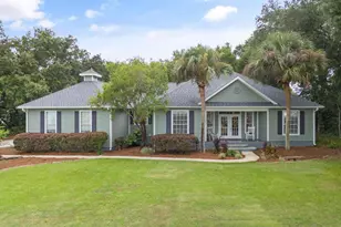 16253 N Shore Dr, Pensacola, FL 32507 - Photo 1