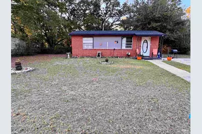 704 Baker St, Pensacola, FL 32505 - Photo 1