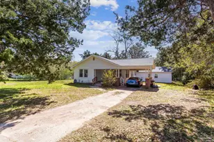 7 Oleander Dr, Pensacola, FL 32503 - Photo 1