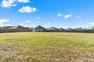 1227 Fenwick Ct, Cantonment, FL 32533 - Photo 1