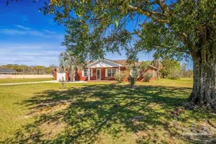 1746 Crest Ln, Molino, FL 32577 - Photo 1