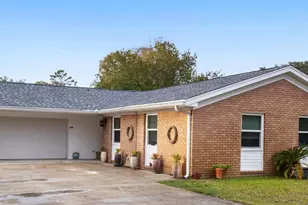 204 Norwich Dr, Gulf Breeze, FL 32561 - Photo 1