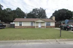 6486 Bellview Pines Dr, Pensacola, FL 32526 - Photo 1