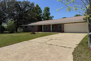 720 Lambert St, Pensacola, FL 32505 - Photo 1