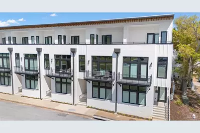 202 W Intendencia St, Pensacola, FL 32502 - Photo 1