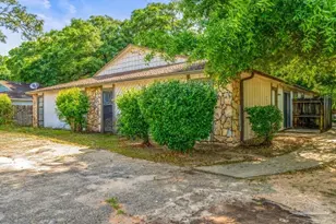 6802 Tiki Ln, Pensacola, FL 32503 - Photo 1