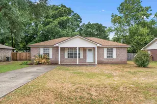 4525 Arcadia St, Milton, FL 32583 - Photo 1