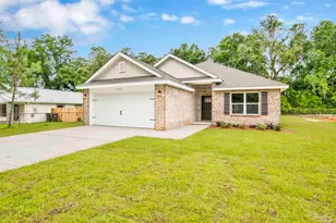 7841 Stallworth Ln, Pensacola, FL 32526 - Photo 1