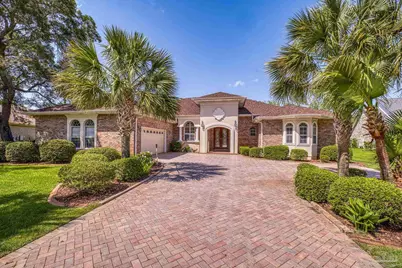 2796 Pebble Beach Dr, Navarre, FL 32566 - Photo 1