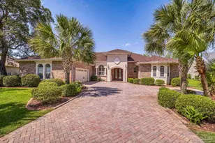2796 Pebble Beach Dr, Navarre, FL 32566 - Photo 1
