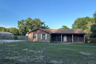 4200 Sablan Ln, Milton, FL 32583 - Photo 1