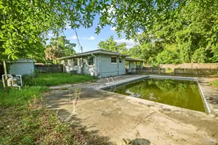 907 Montclair Rd, Pensacola, FL 32505 - Photo 1