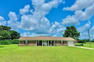 3823 N Simmons Rd, Jay, FL 32565 - Photo 1