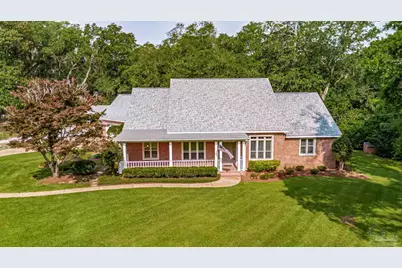 805 Westmoreland Ln, Cantonment, FL 32533 - Photo 1