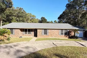 6910 Cornelius Ln, Pensacola, FL 32505 - Photo 1