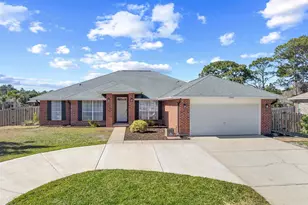 1933 Eagle Ln, Navarre, FL 32566 - Photo 1