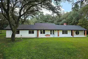 5205 Bankhead Dr, Pensacola, FL 32526 - Photo 1