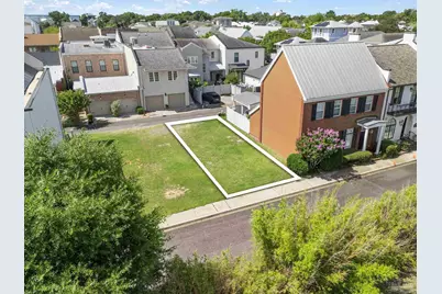 671 Centros St, Pensacola, FL 32502 - Photo 1