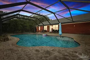 2011 Candlewood Dr, Navarre, FL 32566 - Photo 1